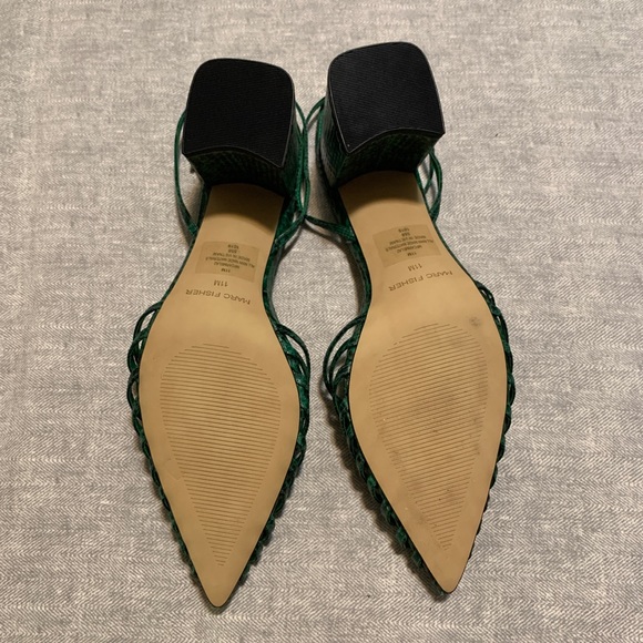 NWT Green Snakeskin Marc Fisher Carmela Heels - Picture 6 of 6